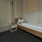 Burd Boardinghouse - Monteurunterkunft Fuer Arbeitsteams In Appartement