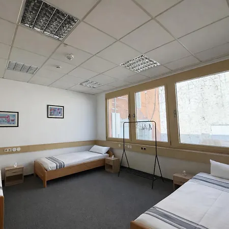 Burd Boardinghouse - Monteurunterkunft Fuer Arbeitsteams In * Wurzburg